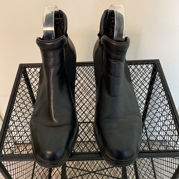 RIEKER women’s black leather short boot with a 1 3/4” stack heel. Size 37 - Picture 2 of 7